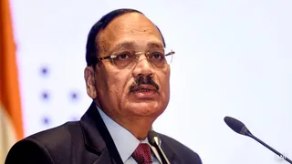 ‘संदिग्ध डिग्री वाले हजारों फर्जी वकीलों पर सीबीआई को कार्रवाई करनी चाहिए’, सुप्रीम कोर्ट की सख्त टिप्पणी