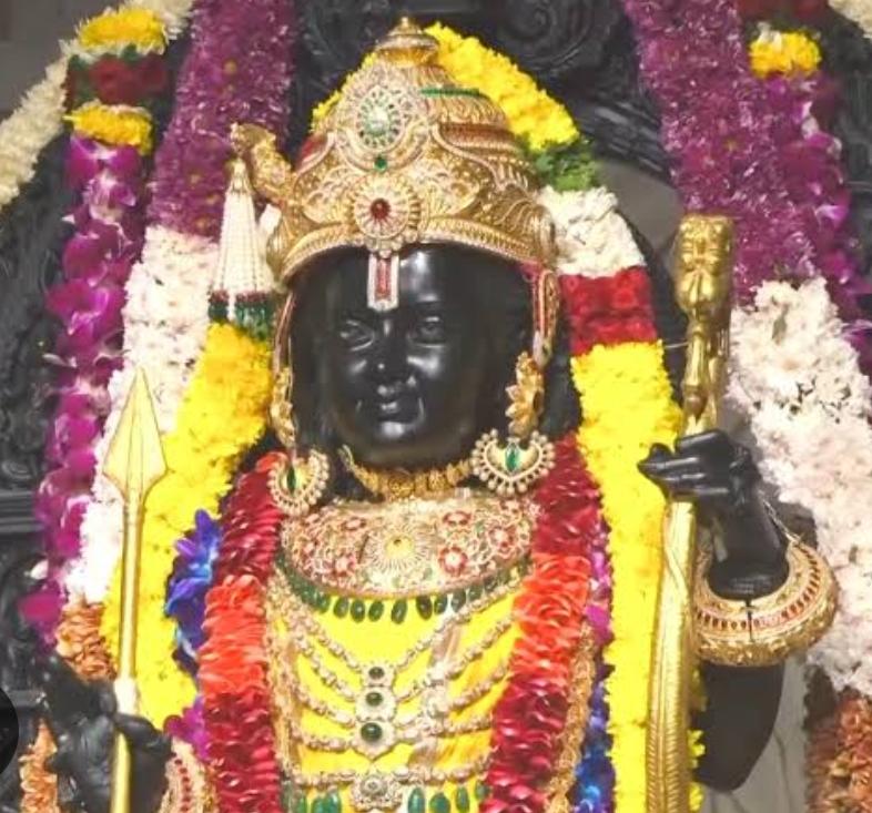 बधाई हो देश की जनता को भगवान राम को न्याय मिल गया,दूध का दूध पानी का पानी हो गया,मलाई खाने वाले बच गए🤪🤪🤪कहां हैं देश भक्त सनातन के रक्षक,भगवान राम के आदर्श,8 छोटी मछलियों की गिरफ्तारी बड़ी मछलियों को बचाने के लिए,80 लाख की जब्ती कोई पुलिस रिमांड पर नहीं❓ये तो होना ही था ट्रस्ट ने fir कराया नए भारत की यही तस्वीर है,अब चोर ही चोरी का fir दर्ज कराएंगे,देश की जनता ही मूर्ख है,अब इस देश का कुछ नहीं हो सकता🤪🤪🤪🤪