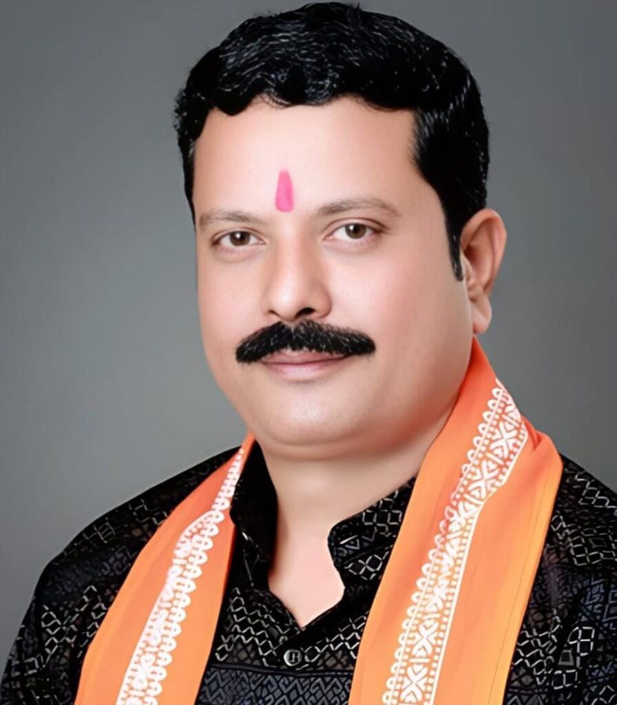 बड़ी खबर,विश्व हिंदू परिषद रायपुर विभाग मंत्री बंटी कटरे को सर तन से जुदा कर देने की मिली धमकी. पत्र भेजनें वाले ने दुबई कतर से अपना लिंक होना बताया,रायपुर से मनोज शुक्ला कि रिपोर्ट:-